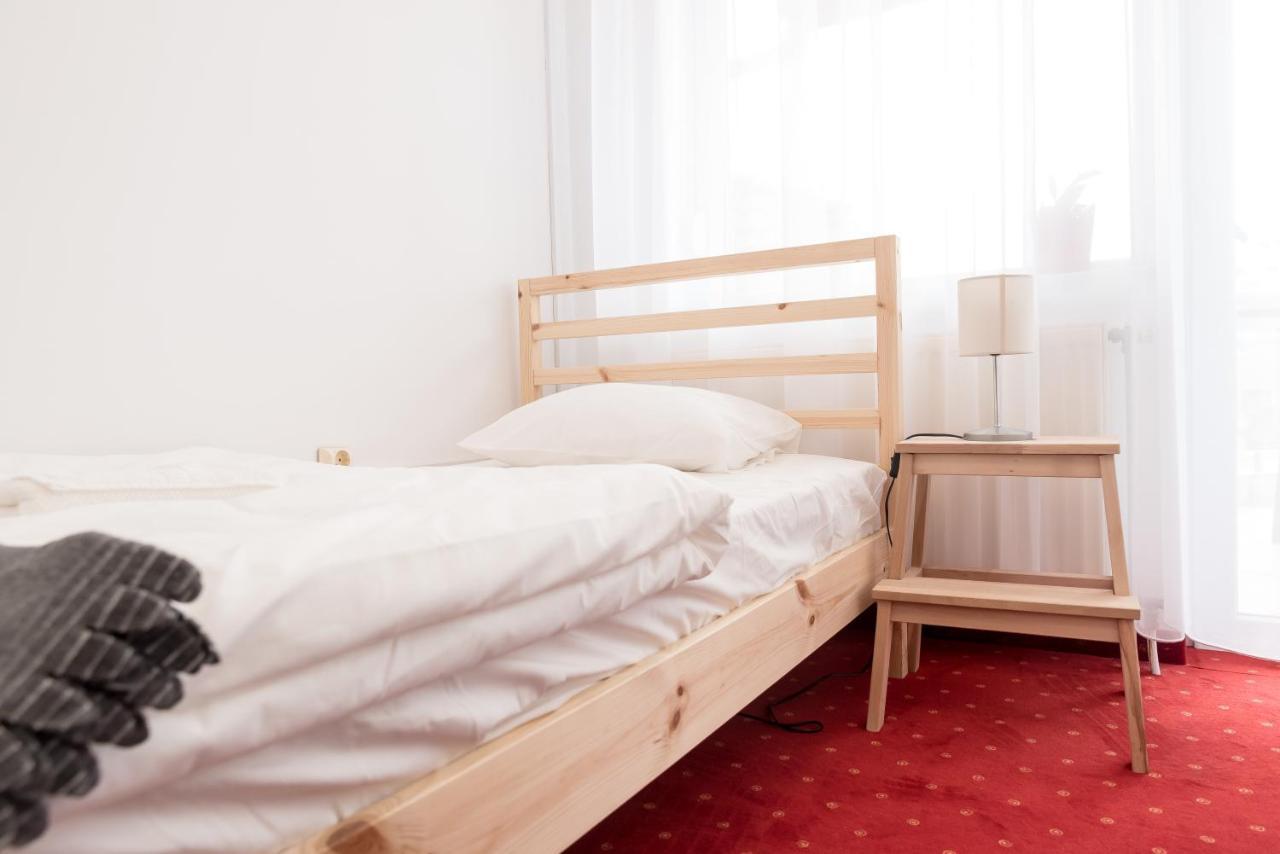 Bao Apartament & Rooms Oradea Bagian luar foto